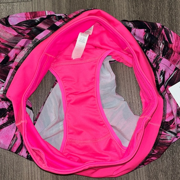 Lululemon Speed Up 4” Shorts - Picture 9 of 12